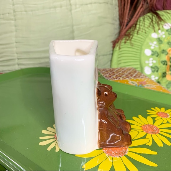 Three Bears Vase - Picture 5 of 9